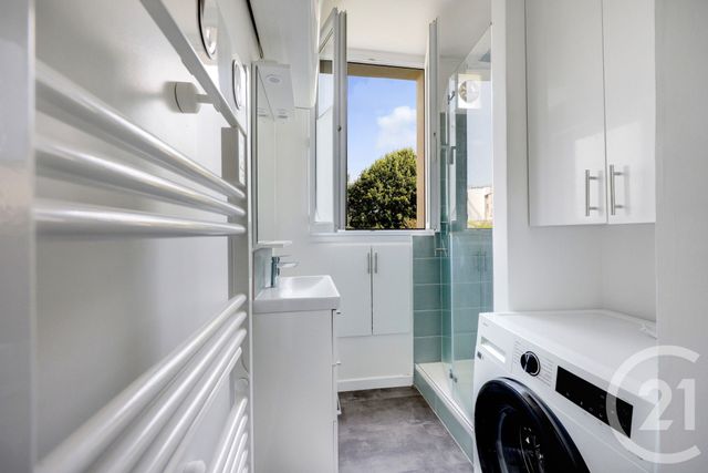 Appartement F2 à vendre - 2 pièces - 39.88 m2 - MONTROUGE - 92 - ILE-DE-FRANCE - Century 21 Côté Ecrivains