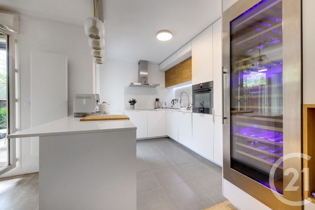 Appartement F3 à vendre - 3 pièces - 72.7 m2 - MONTROUGE - 92 - ILE-DE-FRANCE - Century 21 Côté Ecrivains