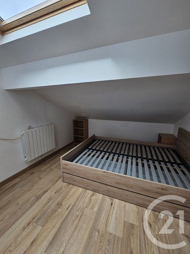 Appartement F3 à louer - 3 pièces - 32.37 m2 - MONTROUGE - 92 - ILE-DE-FRANCE - Century 21 Côté Ecrivains