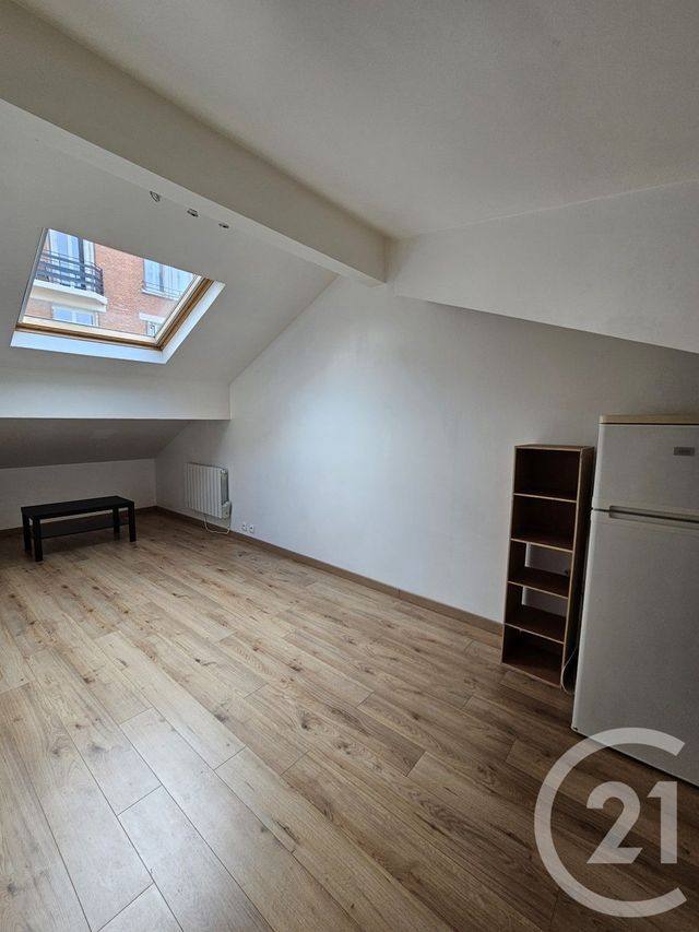Appartement F3 à louer - 3 pièces - 32.37 m2 - MONTROUGE - 92 - ILE-DE-FRANCE - Century 21 Côté Ecrivains