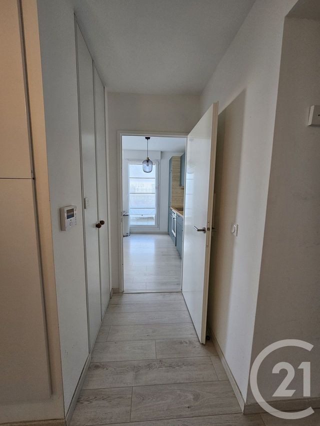 Appartement F3 à louer - 3 pièces - 60.15 m2 - GENTILLY - 94 - ILE-DE-FRANCE - Century 21 Côté Ecrivains