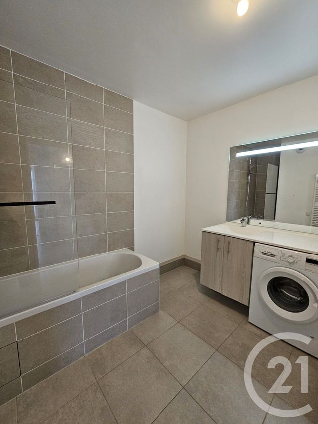 Appartement F3 à louer - 3 pièces - 60.15 m2 - GENTILLY - 94 - ILE-DE-FRANCE - Century 21 Côté Ecrivains