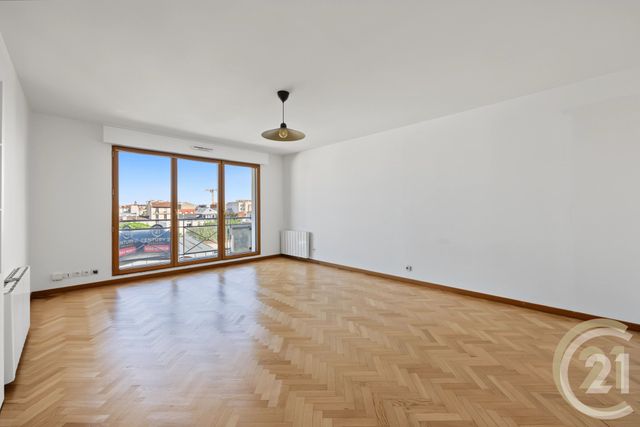 Appartement F2 à vendre - 2 pièces - 56.7 m2 - MONTROUGE - 92 - ILE-DE-FRANCE - Century 21 Côté Ecrivains