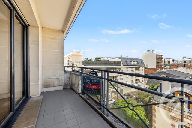 Appartement F2 à vendre - 2 pièces - 56.7 m2 - MONTROUGE - 92 - ILE-DE-FRANCE - Century 21 Côté Ecrivains