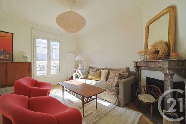 Appartement F3 à vendre - 3 pièces - 60.85 m2 - MONTROUGE - 92 - ILE-DE-FRANCE - Century 21 Côté Ecrivains