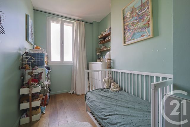Appartement F3 à vendre - 3 pièces - 60.85 m2 - MONTROUGE - 92 - ILE-DE-FRANCE - Century 21 Côté Ecrivains