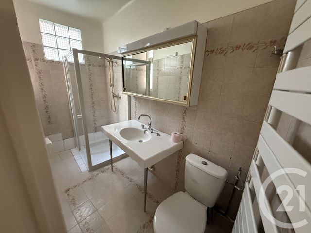 Appartement F6 à louer - 4 pièces - 90.06 m2 - MONTROUGE - 92 - ILE-DE-FRANCE - Century 21 Côté Ecrivains