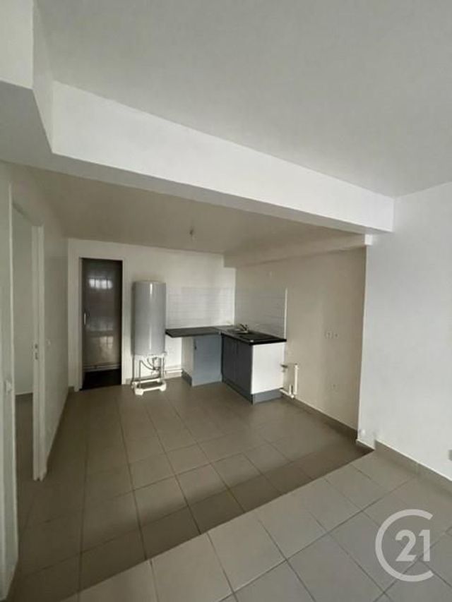 Appartement F2 à louer - 2 pièces - 40.39 m2 - MONTROUGE - 92 - ILE-DE-FRANCE - Century 21 Côté Ecrivains