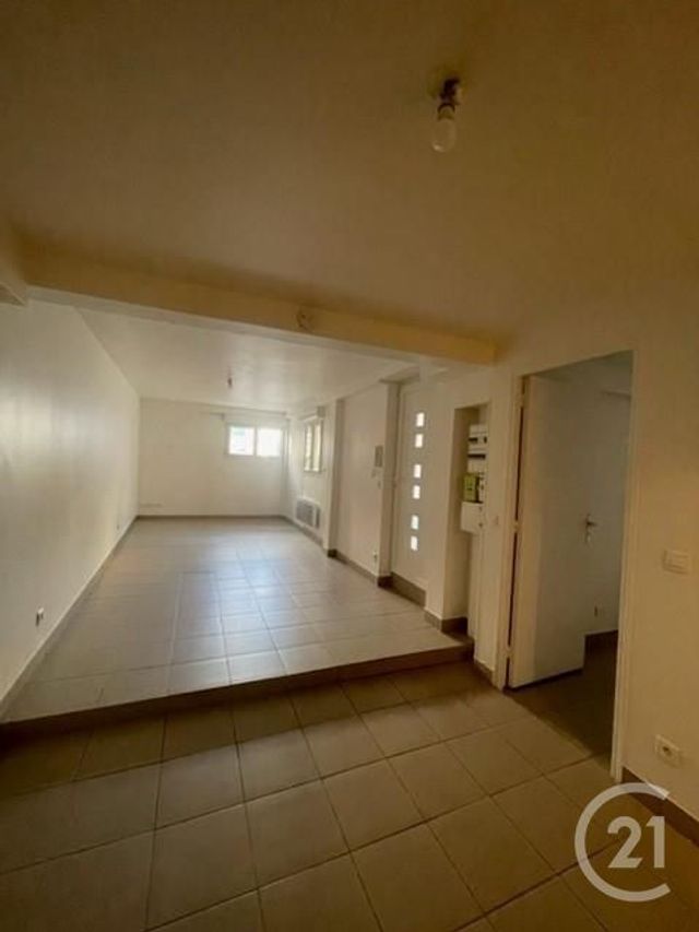 Appartement F2 à louer - 2 pièces - 40.39 m2 - MONTROUGE - 92 - ILE-DE-FRANCE - Century 21 Côté Ecrivains