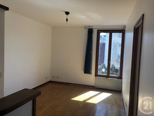 Appartement F3 à louer - 3 pièces - 41.36 m2 - MONTROUGE - 92 - ILE-DE-FRANCE - Century 21 Côté Ecrivains