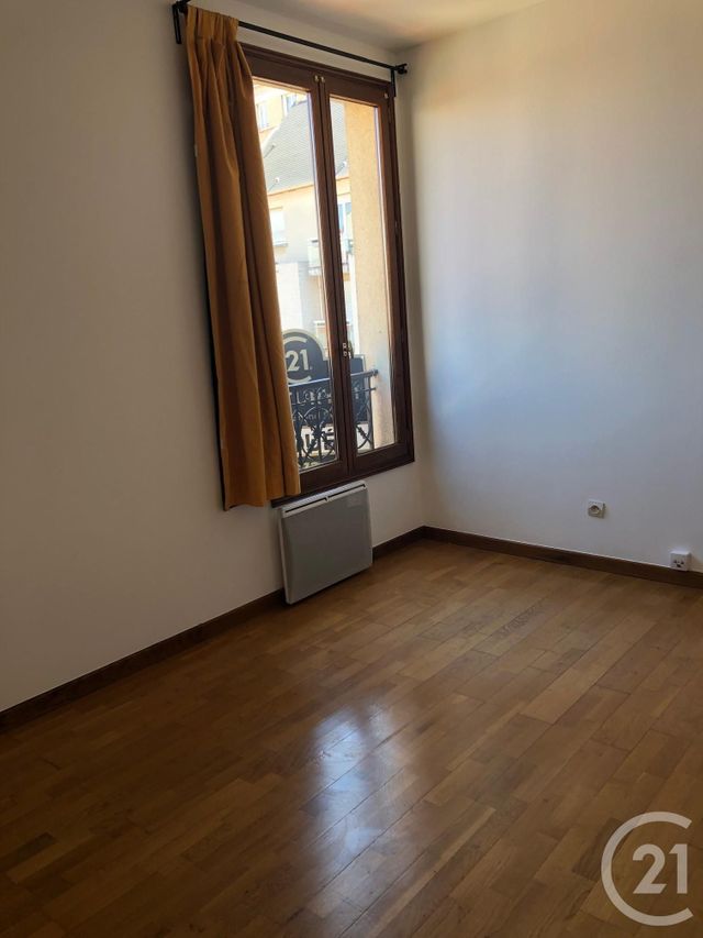 Appartement F3 à louer - 3 pièces - 41.36 m2 - MONTROUGE - 92 - ILE-DE-FRANCE - Century 21 Côté Ecrivains