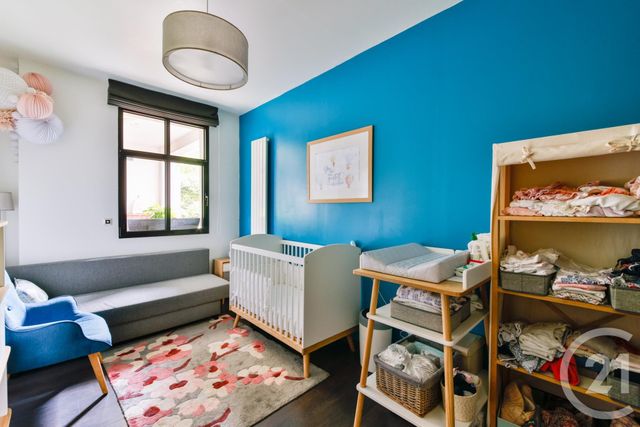 Afficher la photo en grand Appartement F4 à vendre - 4 pièces - 84.01 m2 - MONTROUGE - 92 - ILE-DE-FRANCE - Century 21 Côté Ecrivains