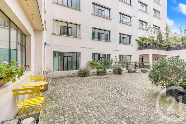 Afficher la photo en grand Appartement F4 à vendre - 4 pièces - 84.01 m2 - MONTROUGE - 92 - ILE-DE-FRANCE - Century 21 Côté Ecrivains